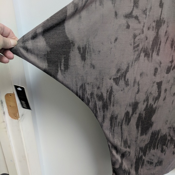 NWT  a.n.a. Print Short Sleeve Top Size XL - Picture 7 of 7